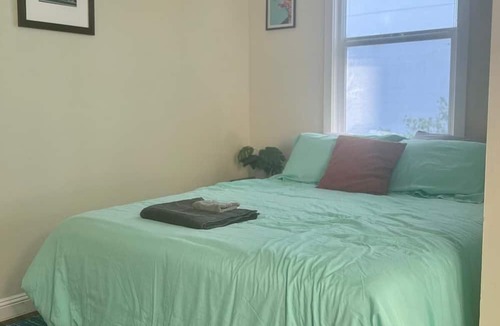 Downtown Berkeley Apartment | Amazing, Sunny, and Spacious! Steps to Campus!