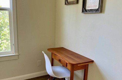 Downtown Berkeley Apartment | Amazing, Sunny, and Spacious! Steps to Campus!