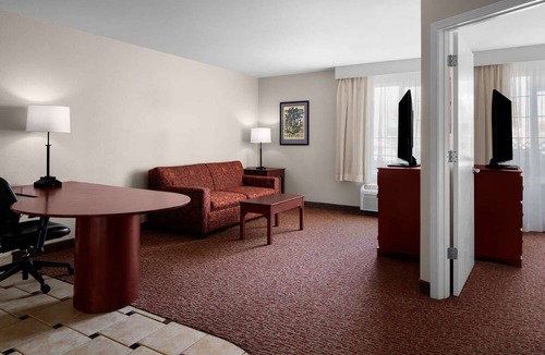 Milpitas Hotel | Home-like Suite w/Fully Equipped Kitchen w/free breakfast