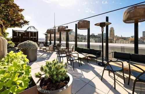 Tenderloin Hotel | Comfortable Room Delight in Downtown SF Charm – Perfect for Art Aficionados