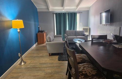 Fremont House | Furnished Private room to rent in Fremont