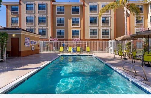 Union City Hotel | Extended Stay America Premier Suites - Union City - Dyer St