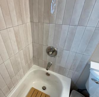 Davis House | Renovated & reclaimed cozy downtown Davis house