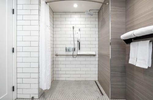Marina District Hotel | Infinity Hotel San Francisco, Tapestry Collection by Hilton