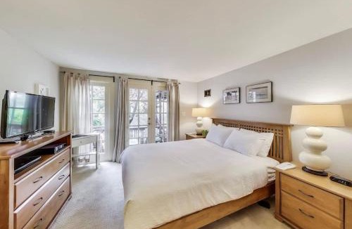 Glen Park House | Quiet Studio near Glen Park