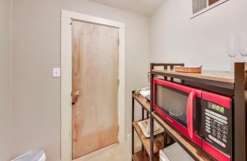 Glen Park House | Quiet Studio near Glen Park