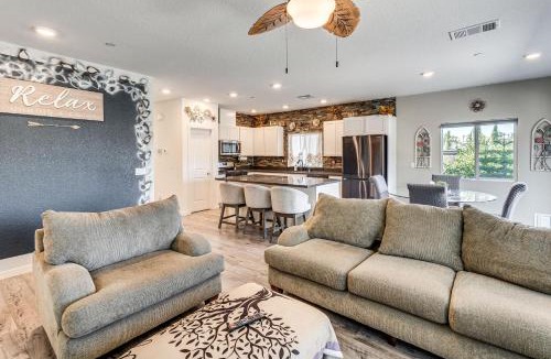 Stockton House | Private Patio & Yard! Family Getaway in Stockton
