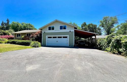 Loomis House | Dream Backyard Family home-Swim Spa-Gym-EV Charging