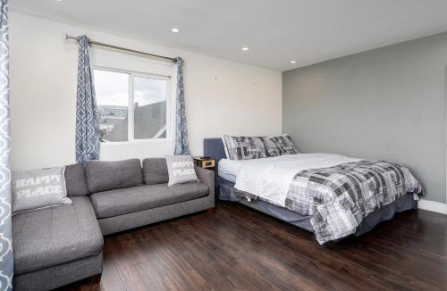 Oakland Apartment | Executive Stay Inn free parking