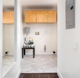 Oakland Apartment | Executive Stay Inn free parking