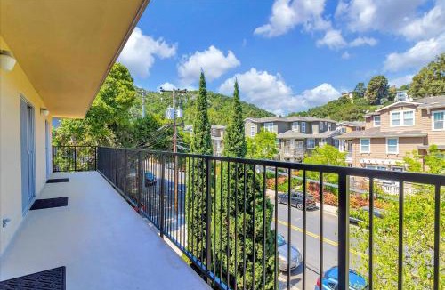 Belmont Apartment | Peaceful Family Friendly 2BR 2BA Entire Apt Unit in Belmont Hill