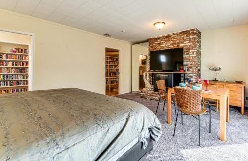 South San Francisco Apartment | Casa Luna - Mtn Views in South San Francisco!