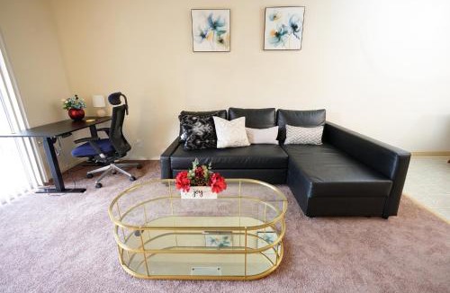 Belmont Apartment | Peaceful Family Friendly 2BR 2BA Entire Apt Unit in Belmont Hill