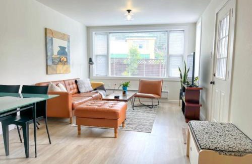 San Anselmo Apartment | Hip and chic one bedroom apartment
