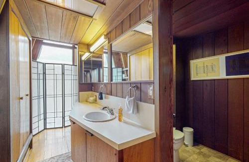 Elk House | Oceanfront Blufftop Home - Wide Deck & Water Views