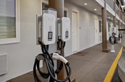 San Bruno Hotel | Bayhill Inn
