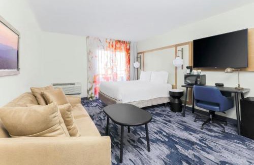 San Jose Hotel | Fairfield Inn and Suites by Marriott San Jose Airport