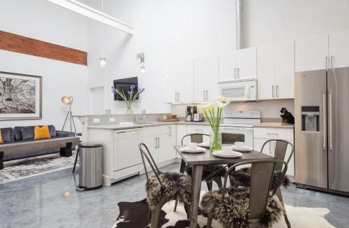 Petaluma Apartment | Petaluma Warehouse Lofts Unit C