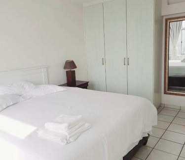 North Beach Apartment | Oceanic 84 Durban