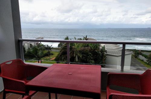 Selection Beach Apartment | Mallorca, Umdloti South Beach
