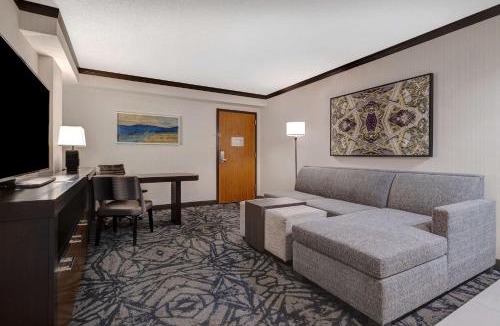 Santa Clara Hotel | Embassy Suites by Hilton Santa Clara Silicon Valley