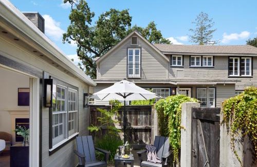 Yountville Hotel | Lavender, A Four Sisters Inn