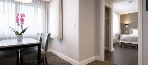 West San Jose Hotel | Woodcrest Hotel Cupertino