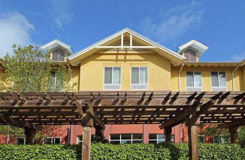 Santa Rosa Hotel | Hilton Garden Inn Sonoma County Airport