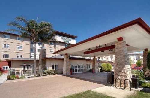 Brisbane Hotel | Homewood Suites by Hilton San Francisco Airport North California