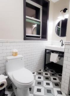 Lower Nob Hill Hostel | Amsterdam Hostel
