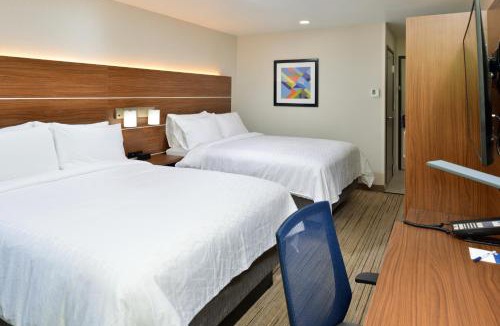 Santa Rosa Hotel | Holiday Inn Express - Santa Rosa North by IHG
