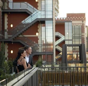 Fisherman's Wharf Hotel | The Fairmont Heritage Place Ghirardelli Square