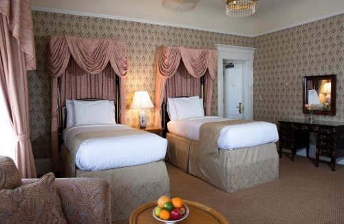 Lower Pacific Heights Hotel | Hotel Majestic