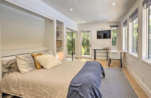 Linfield Oaks Apartment | Menlo Park Studio ~ 2 Mi to Stanford University