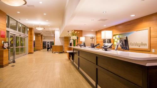 Nob Hill Hotel | Holiday Inn San Francisco - Golden Gateway newly renovated with No Resort Fee