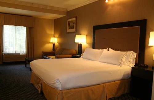 San Pablo Hotel | Holiday Inn Express San Pablo - Richmond Area by IHG