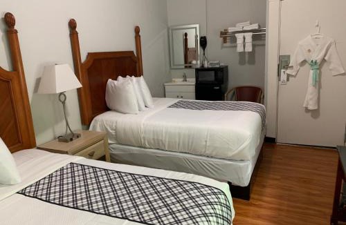 Tenderloin Hotel | Warfield Hotel