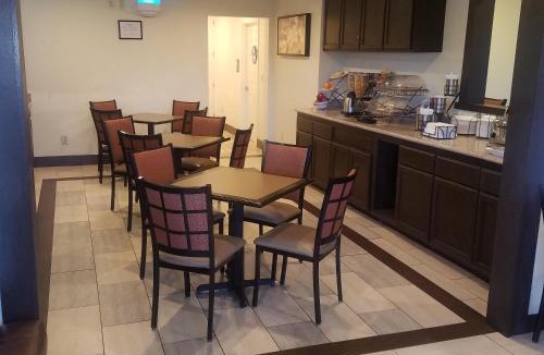 Hollister Hotel | SureStay Hotel by Best Western Hollister
