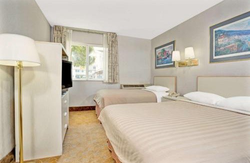 Mill Valley Hotel | Travelodge by Wyndham Mill Valley/Sausalito