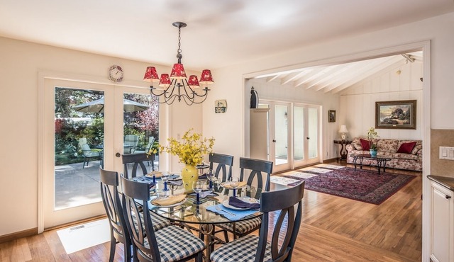 3757 Garden House Sanctuary 2 Bedroom Home by Redawning