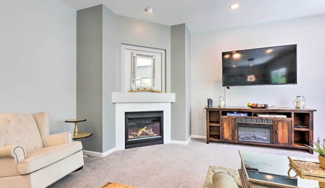 Spacious Folsom Getaway w/Pool & Hot Tub!