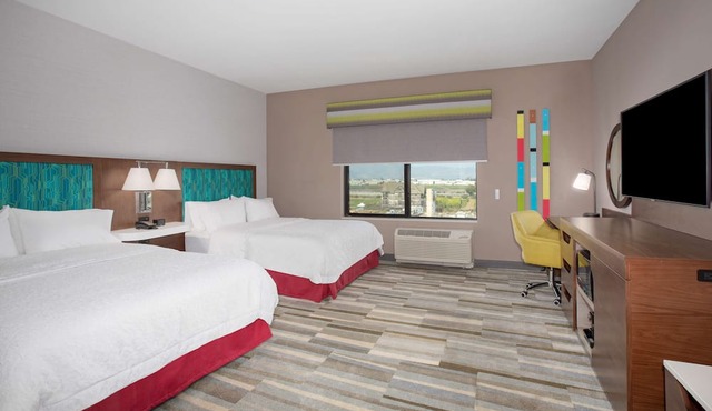 Hampton Inn & Suites Watsonville