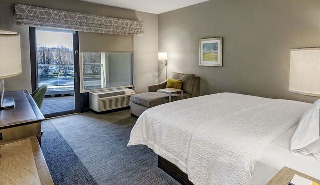 Hampton Inn & Suites San Jose Airport