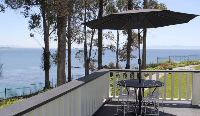 Monarch Cove Inn