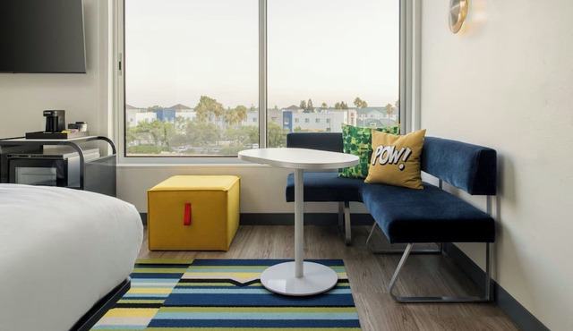 Aloft by Marriott Sacramento Airport Natomas