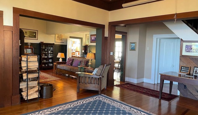 Accommodates up to 22 people with 8 bedrooms and 4 bathrooms with 2 showers.