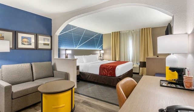 Comfort Suites Downtown Sacramento