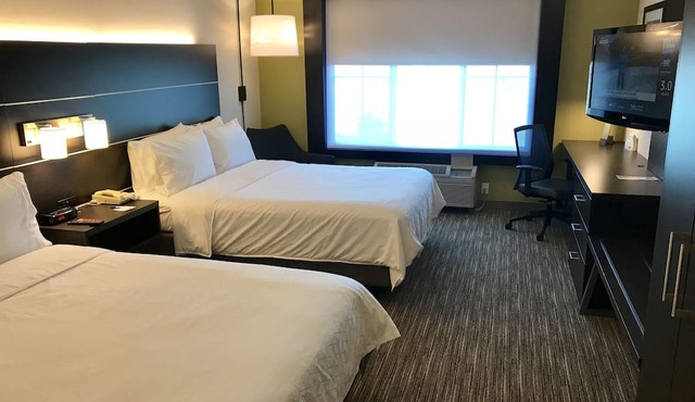Holiday Inn Express Hotel & Suites Tracy by IHG
