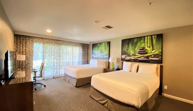 Creekside Inn