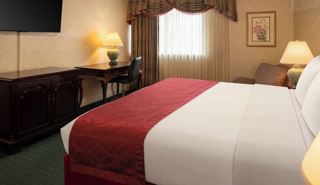 Carlyle Hotel
